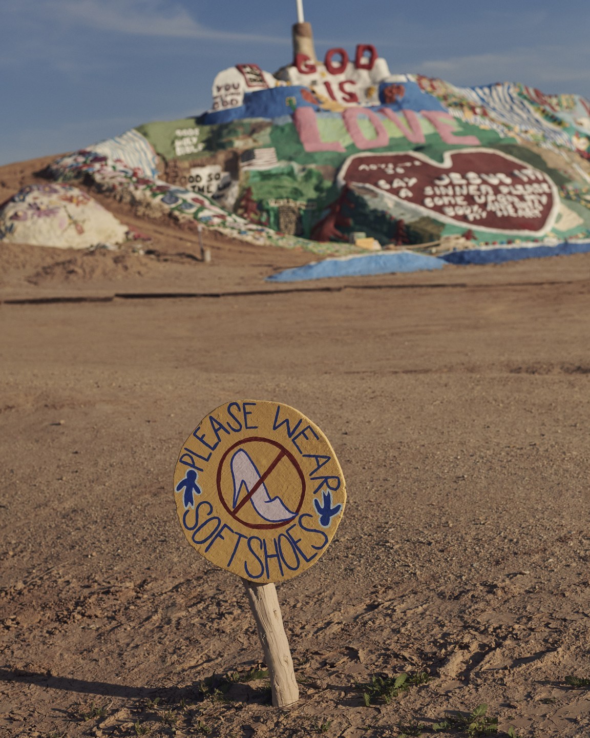 Lolly Would, project: Salvation Mountain (Fig. 13)